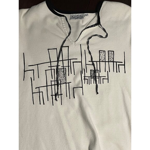 K.D. Spring White 3/4 Sleeve Top  Abstract Black Geometric Design V-Neck  Large - Picture 11 of 16